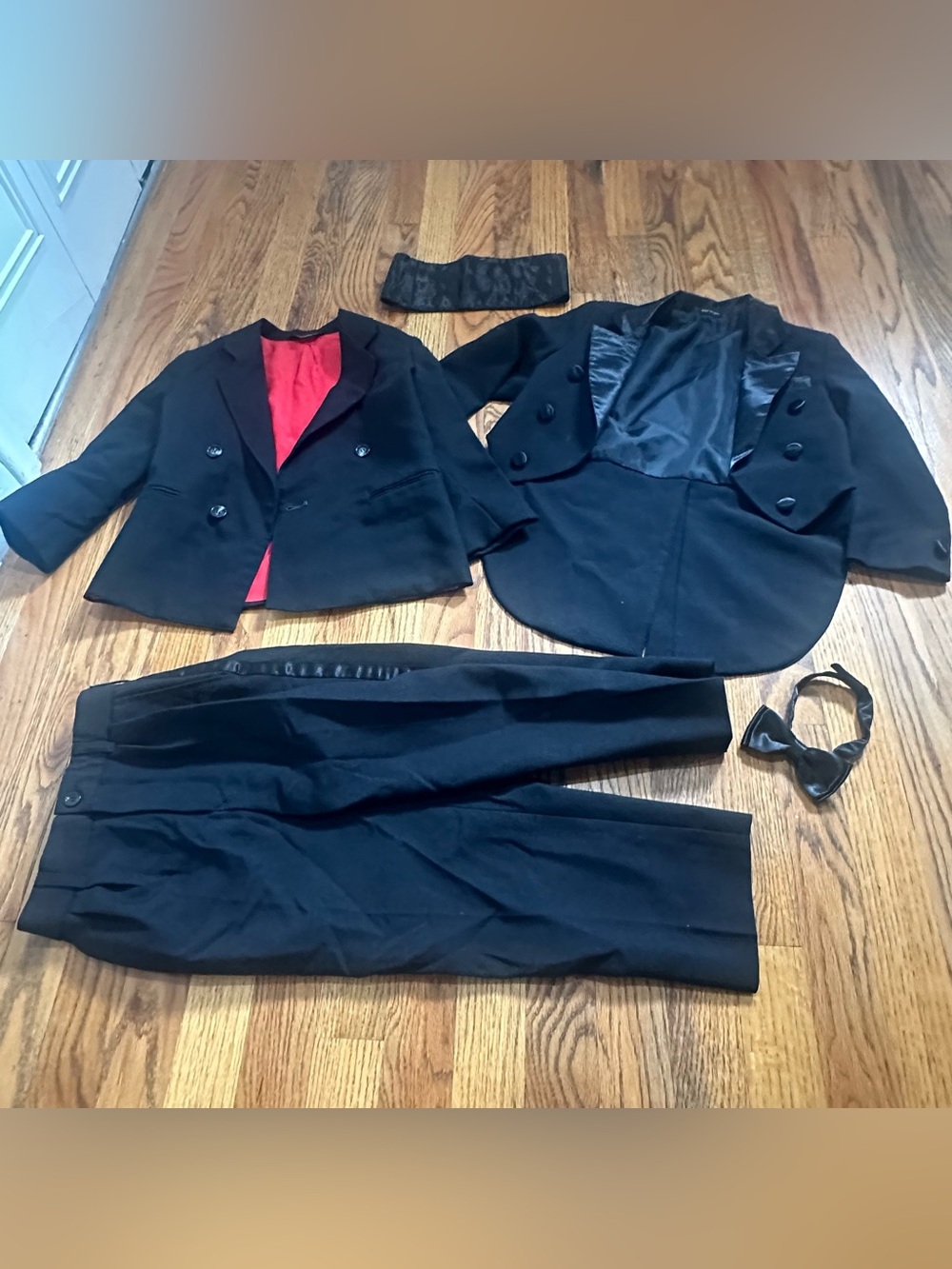 Children's Black Tuxedo - Formal Ensemble